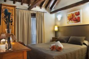 Отель Hostal Alfonso XII  Толедо